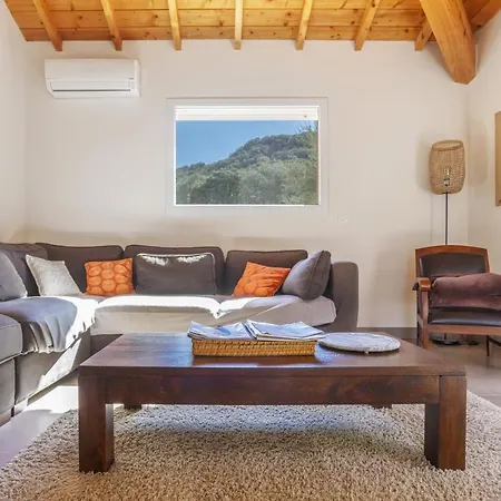 A Liccia Willa Figari (Corsica)