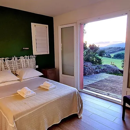 Villa A Liccia - Piscine & Vue Maquis - 8 Pers Figari (Corsica)