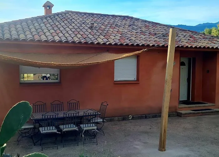 A Liccia Figari (Corsica)